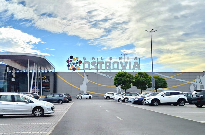 fot galeria ostrovia 2