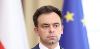 Domański zwiększa zadłużenie, ale nie potrafi skutecznie ściągać podatków