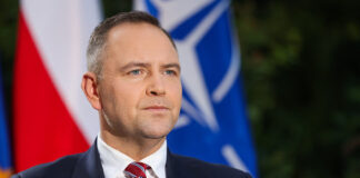 Bosak pochwalił decyzję Nawrockiego. „Ostatnia rzecz, której potrzebujemy”