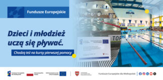 Dzieci i młodzież uczą się pływać. Chodzą też na kursy pierwszej pomocy