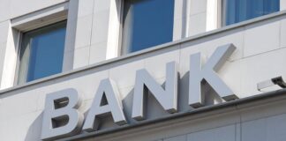 Jak zmienić bank? Przeniesienie konta krok po kroku